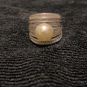 Elegant Silver Multi-strand Ring with Pearl Center